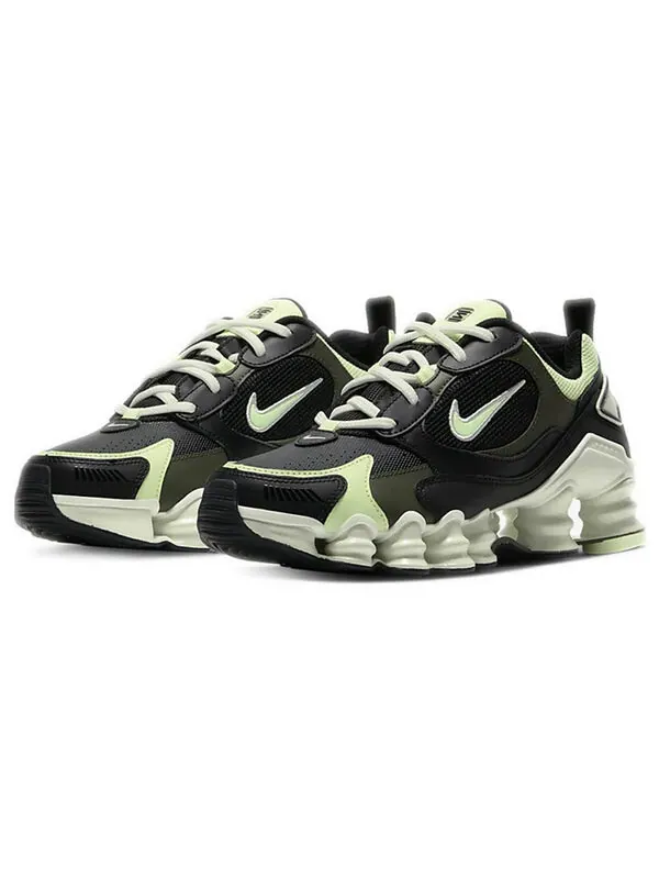 Кроссовки Shox Nova Nike — изображение 3 из 4, черный белый