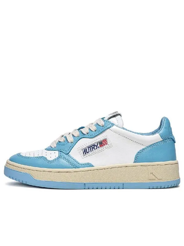 Кроссовки medalist leather low 'white light blue' Autry — изображение 1 из 4, белый