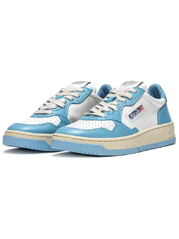 Кроссовки medalist leather low 'white light blue' Autry — изображение 2 из 4, белый