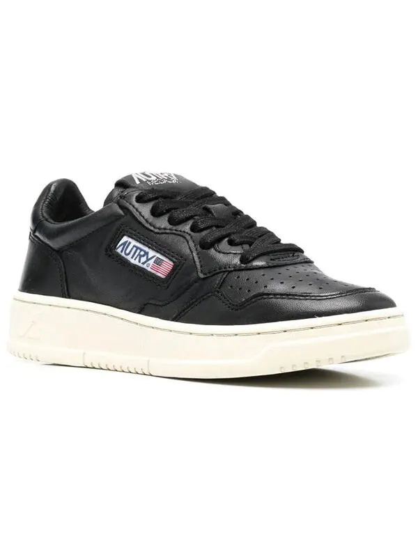 Кроссовки medalist low goat skin 'black' Autry — изображение 2 из 4, черный