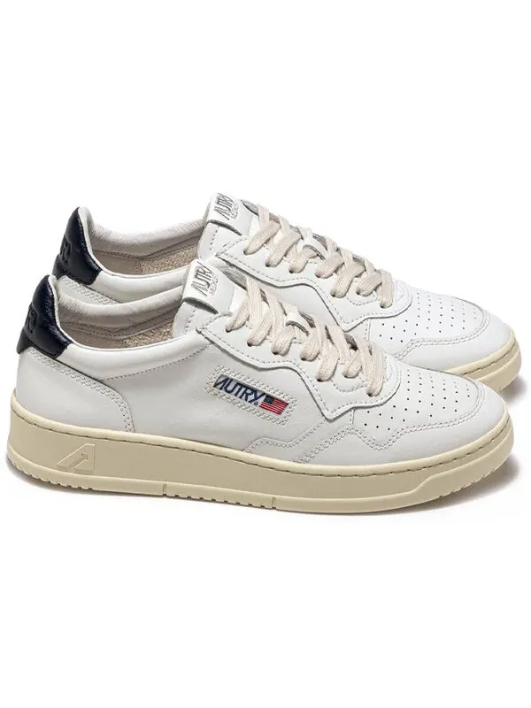 Кроссовки medalist leather low 'white dark blue' Autry — изображение 2 из 3