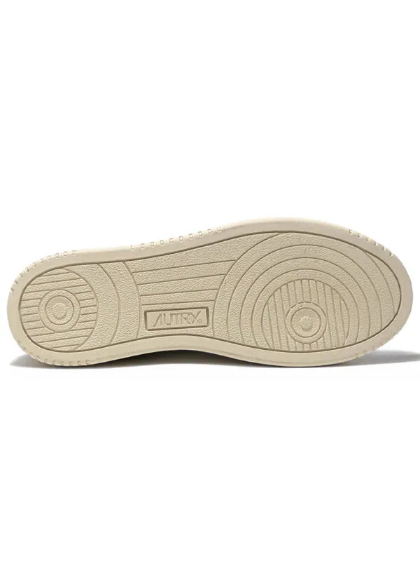 Кроссовки medalist low leather 'white suede blue' Autry — изображение 4 из 4, белый//синий