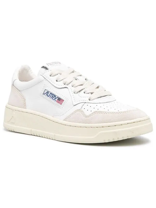 Кроссовки medalist low 'white suede' Autry — изображение 2 из 4, белый