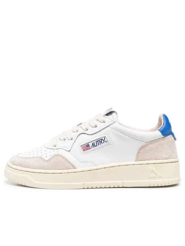 Кроссовки medalist low leather and suede 'white beige blue' Autry — изображение 1 из 4, белый/синий/бежевый