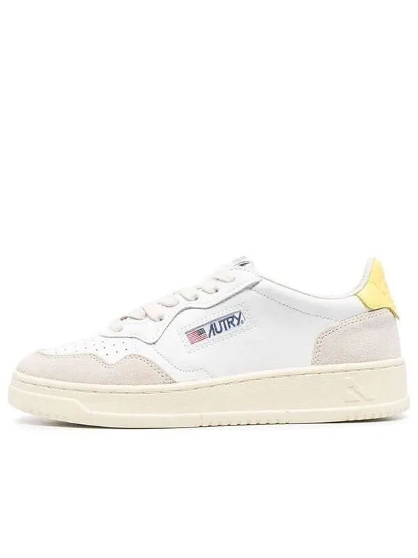 Кроссовки medalist low leather and suede 'white beige yellow' Autry — изображение 1 из 4, белый/бежевый/желтый