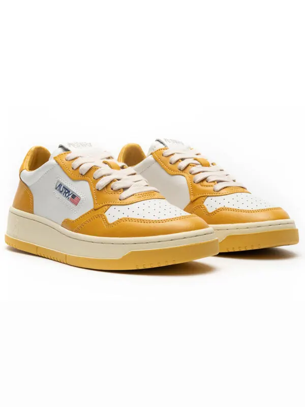 Кроссовки medalist low bicolor 'white yellow' Autry — изображение 2 из 4, желтый/белый