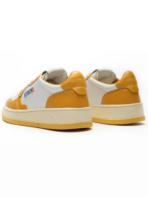 Кроссовки medalist low bicolor 'white yellow' Autry — изображение 4 из 4, желтый/белый