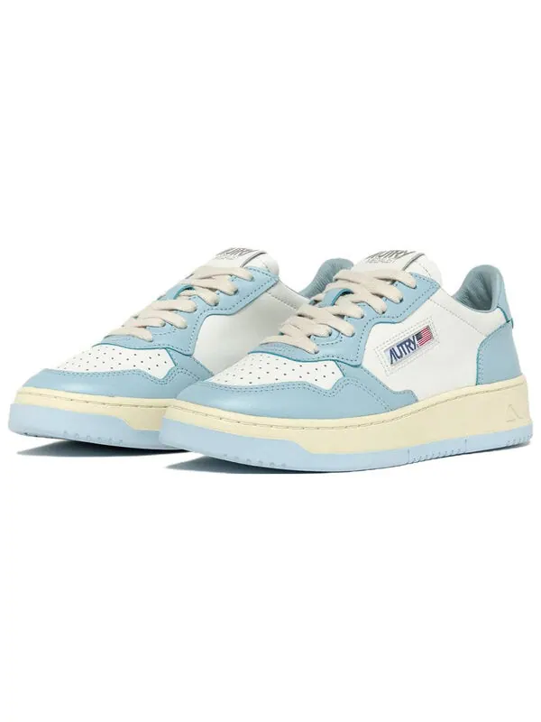 Кроссовки medalist low bicolor 'white baby blue' Autry — изображение 2 из 4, белый/синий