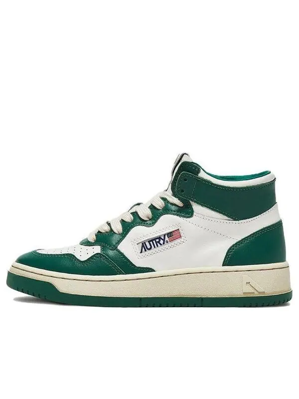 Кроссовки medalist mid leather sneakers two-toned 'white green' Autry — изображение 1 из 4, белый/зеленый