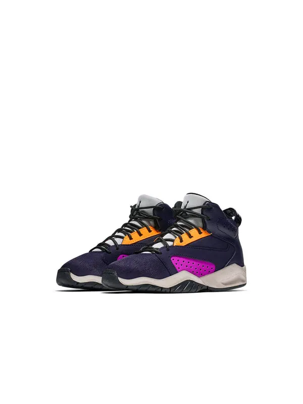 Кроссовки взлетают Air Jordan — изображение 3 из 4