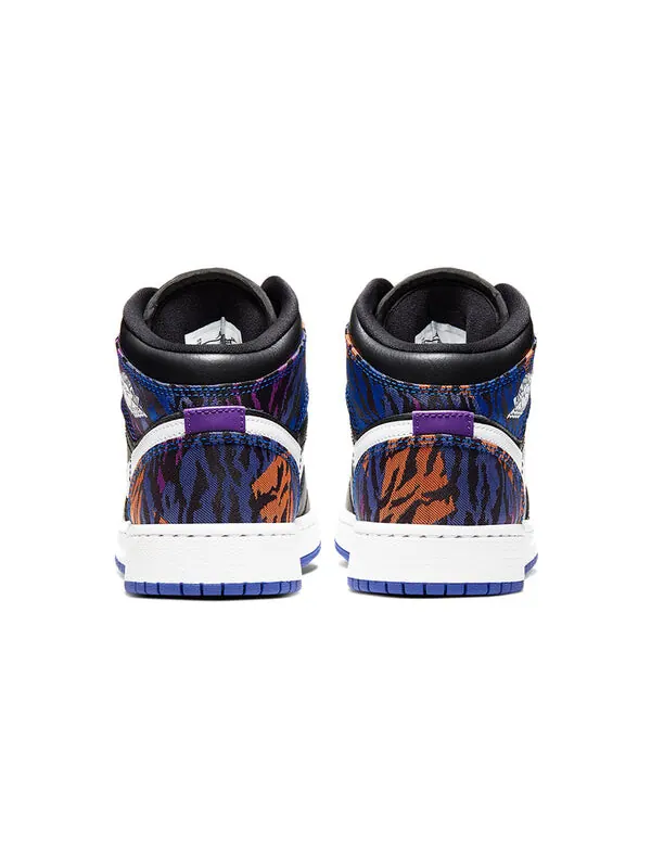Кроссовки 1 средний размер Air Jordan — изображение 4 из 4, черный-белый-фиолетовый