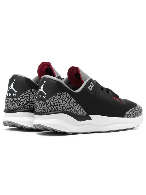 Кроссовки зум тенасити 88 Air Jordan — изображение 4 из 4, черный/красный-белый