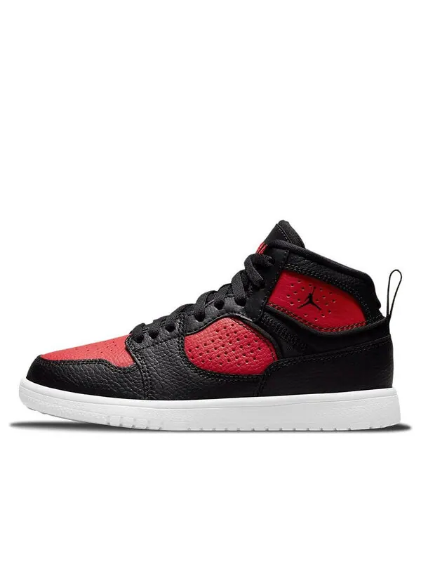 Доступ к кроссовкам Air Jordan — изображение 1 из 4, черный/красный