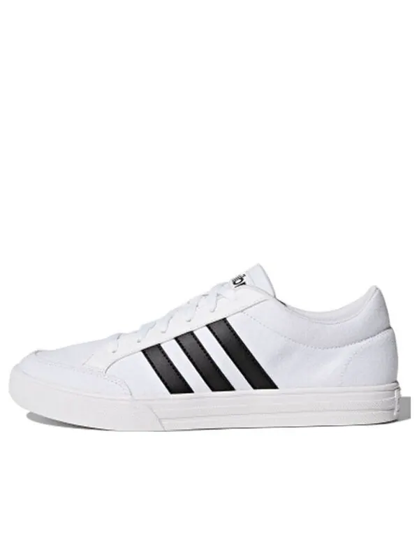 Кроссовки против комплекта Adidas — изображение 1 из 4, белый/черный