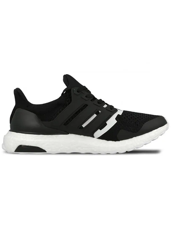 Кроссовки undefeated x ultraboost 4.0 Adidas — изображение 2 из 4, черный