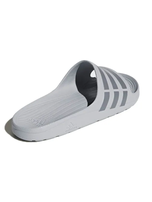 Тапочки duramo slide 'grey' Adidas — изображение 4 из 4, серый