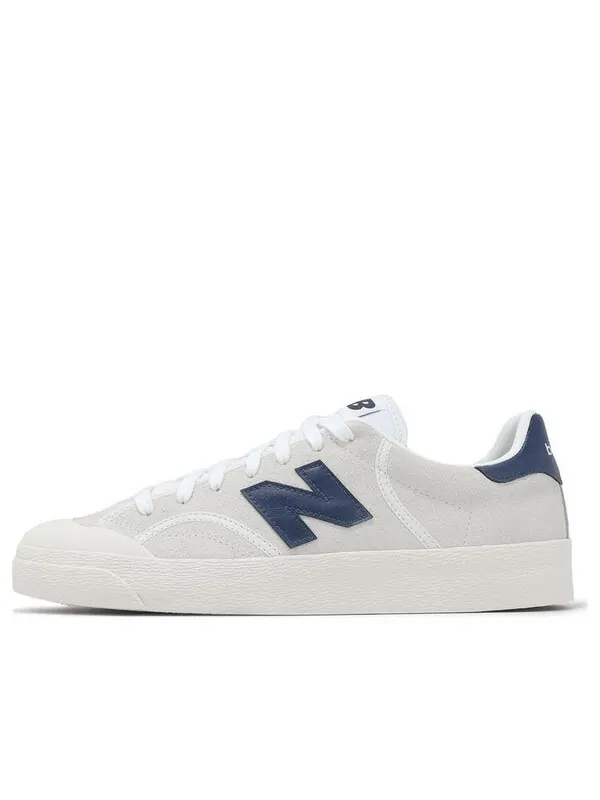 Кроссовки 100 'light grey navy' New Balance — изображение 1 из 4