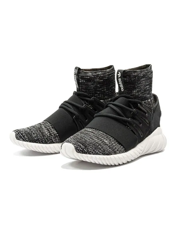 Кроссовки трубчатые дум Adidas — изображение 3 из 4, черный