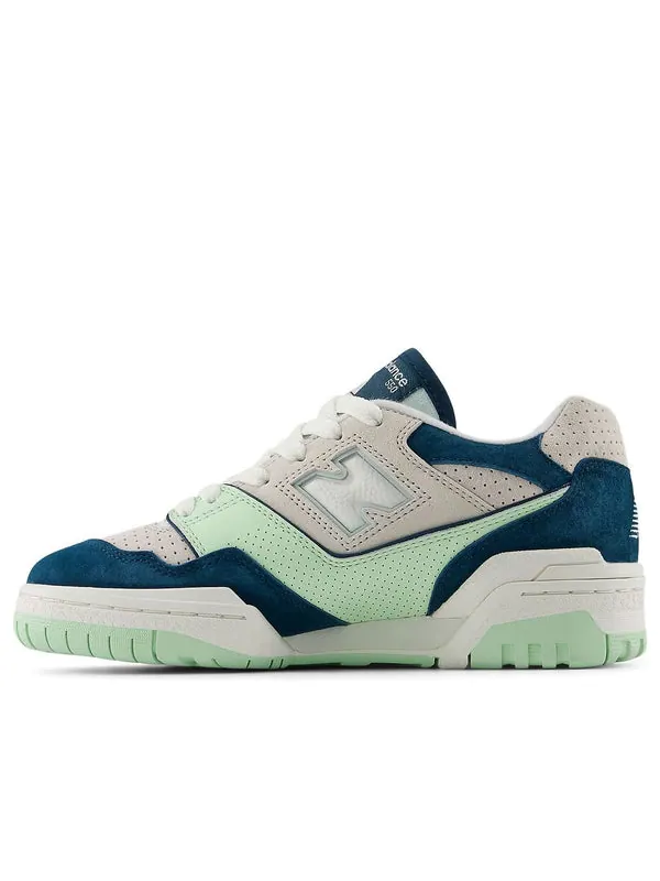 Кроссовки 550 New Balance — изображение 1 из 4, серый