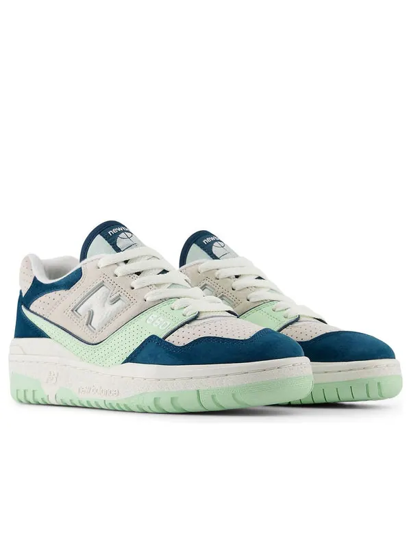 Кроссовки 550 New Balance — изображение 3 из 4, серый