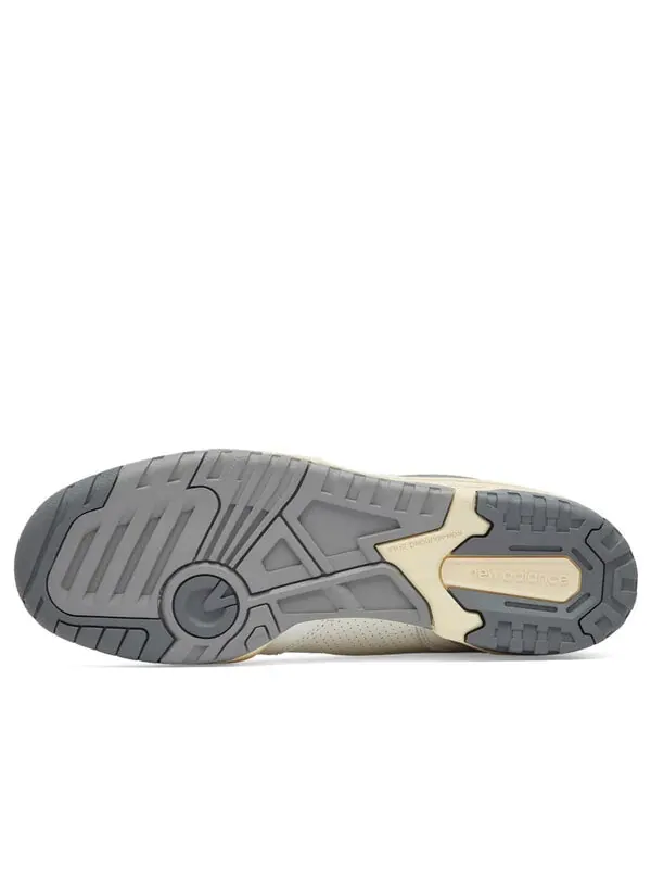Кроссовки 550 'sea salt team away grey' New Balance — изображение 4 из 4, серый