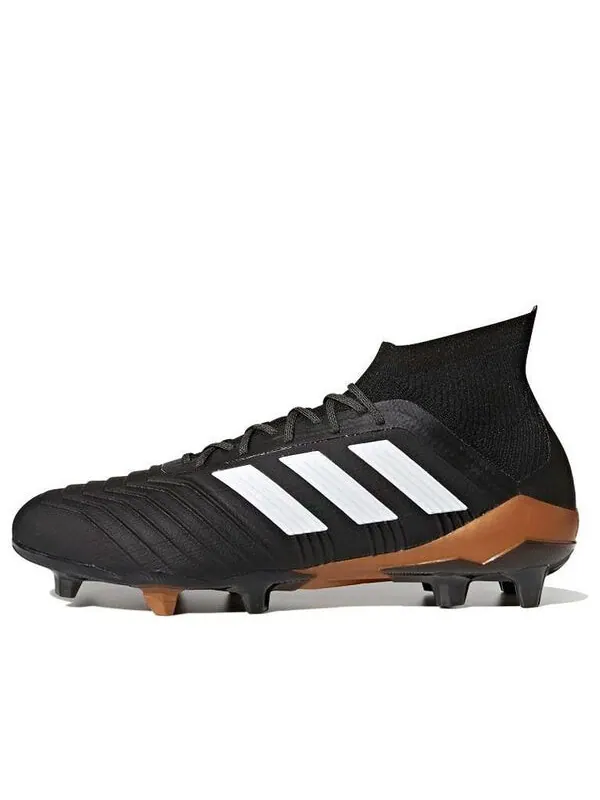 Кроссовки Predator 18.1 FG Adidas — изображение 1 из 4, черный/белый/золотистый