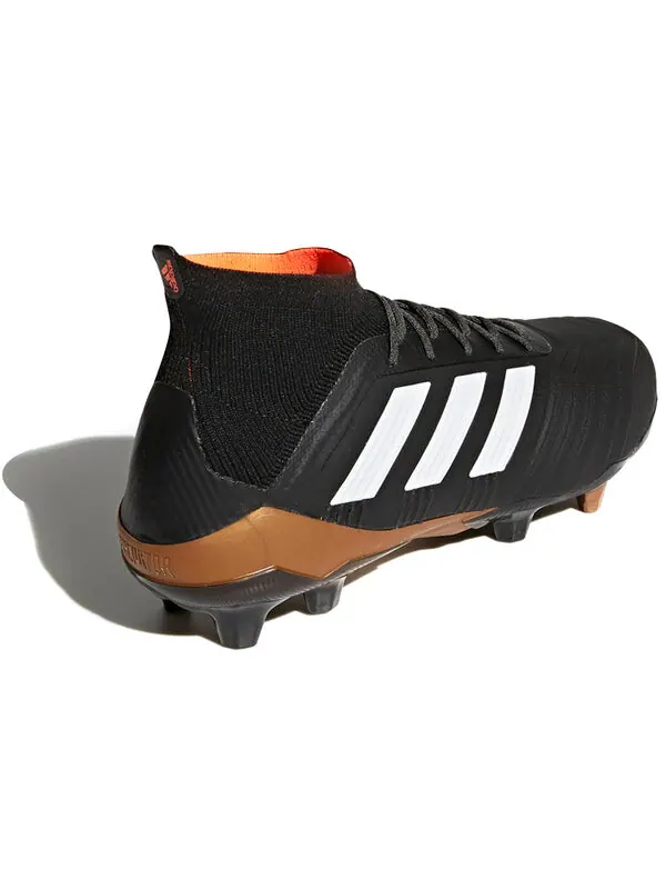 Кроссовки Predator 18.1 FG Adidas — изображение 4 из 4, черный/белый/золотистый