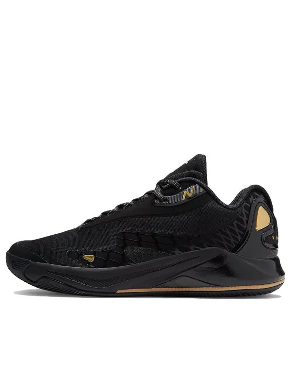 Кроссовки kawhi 4 'transcend greatness' New Balance — изображение 1 из 4, черный/золотистый
