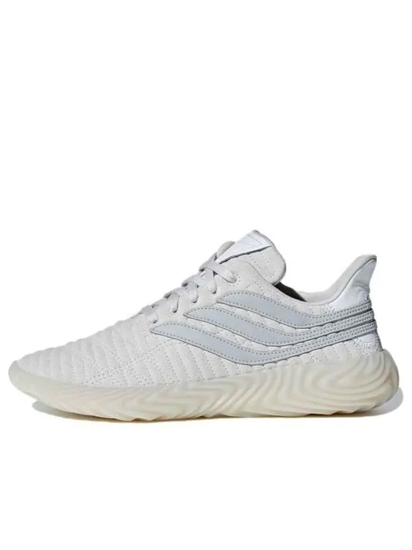 Кроссовки собаки Adidas — изображение 1 из 4