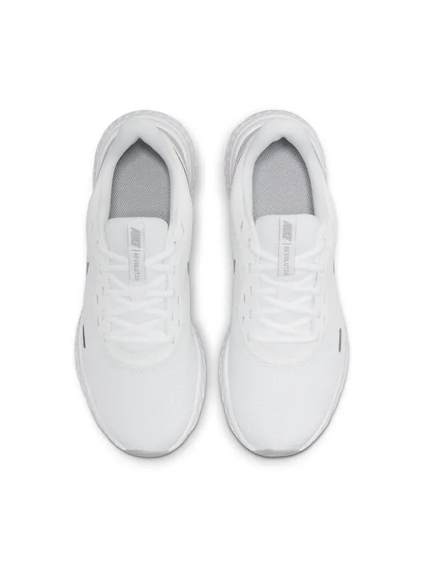 Революция кроссовок 5 Nike — изображение 4 из 4, серый/белый