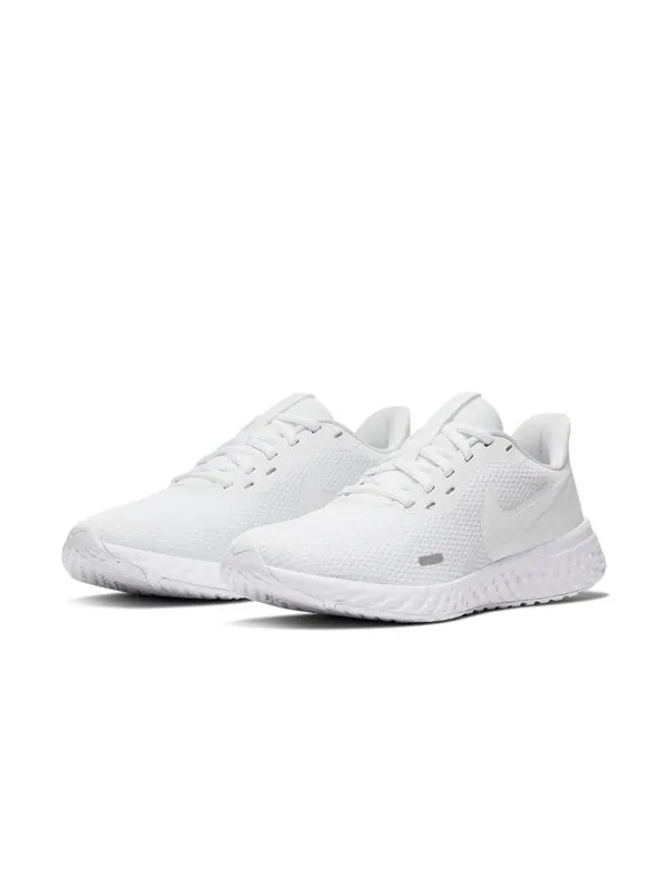 Революция кроссовок 5 Nike — изображение 3 из 4, белый