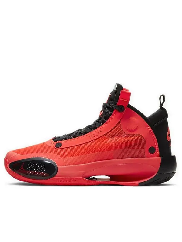 Кроссовки 34 Air Jordan — изображение 1 из 4, черный