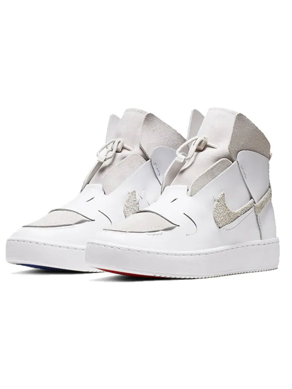Кроссовки испорчены lx Nike — изображение 3 из 4, белый