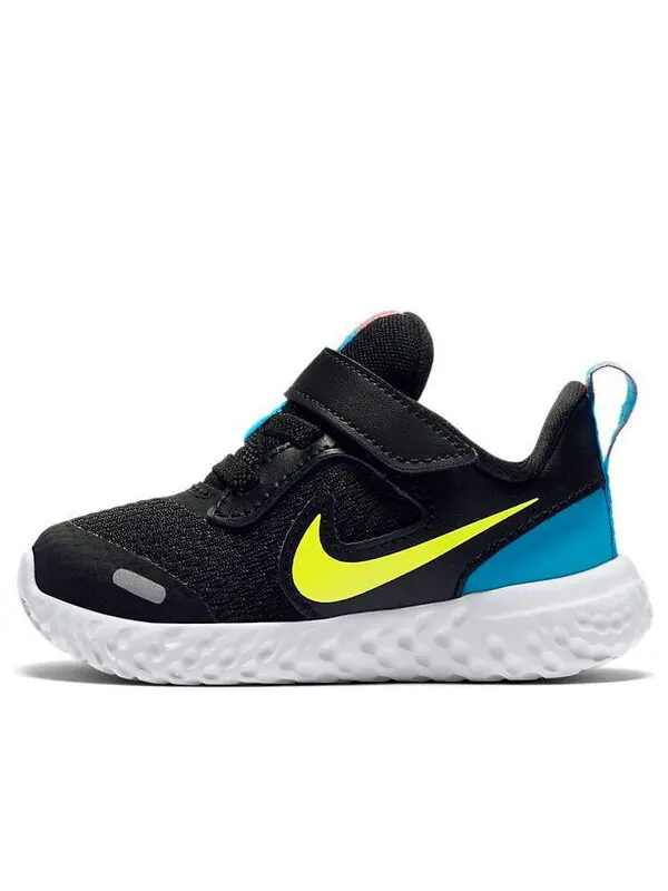 Революция кроссовок 5 Nike — изображение 1 из 4, черный