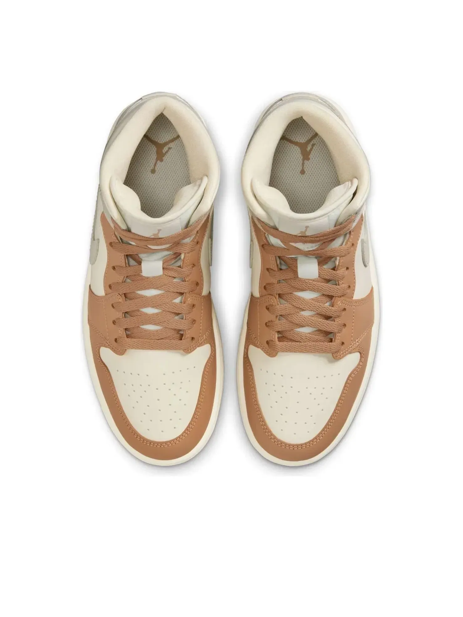 Кроссовки Air Jordan 1 Mid 'Pale Ivory' BQ6472-118 — изображение 2 из 6, белый
