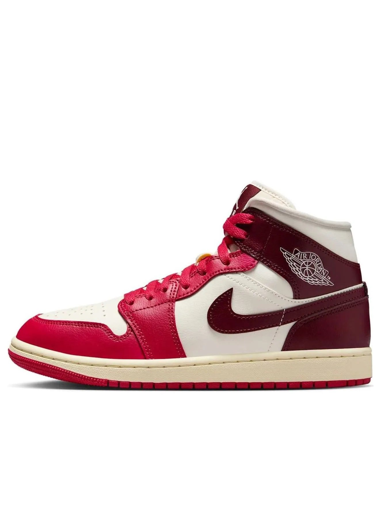 Кроссовки (WMNS) Air Jordan 1 Mid 'Mystic Hibiscus' — изображение 1 из 6, красный