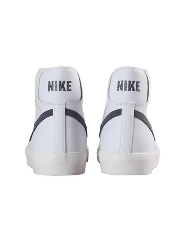 Кроссовки блейзер середина 77 Nike — изображение 4 из 4, белый/черный