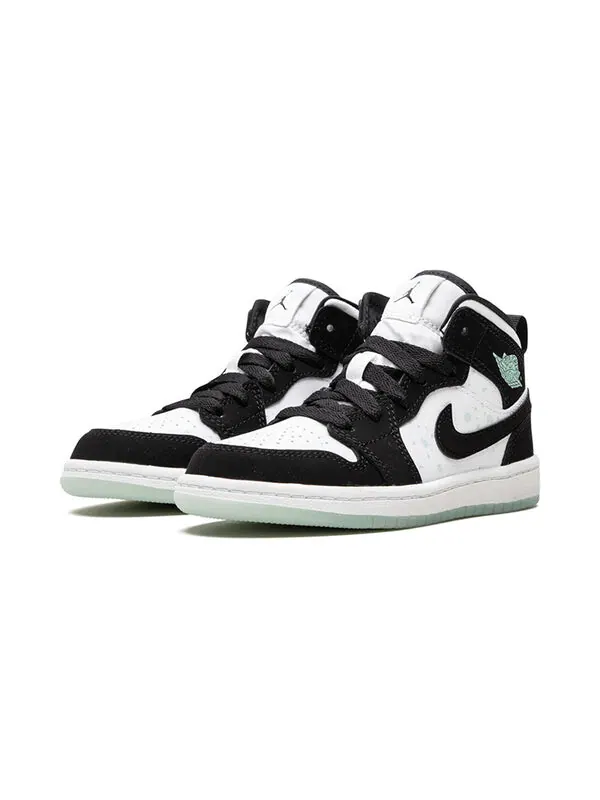 Кроссовки 1 средний размер Air Jordan — изображение 3 из 4, черный