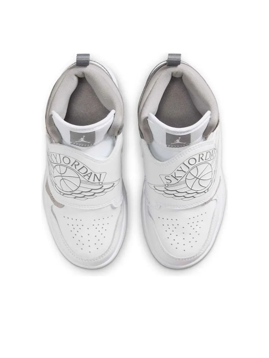 Кроссовки (PS) Air Jordan Sky Jordan 1 'Medium Grey White Cool Grey' — изображение 4 из 6, серый