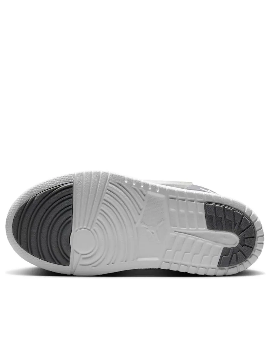 Кроссовки (PS) Air Jordan Sky Jordan 1 'Medium Grey White Cool Grey' — изображение 6 из 6, серый
