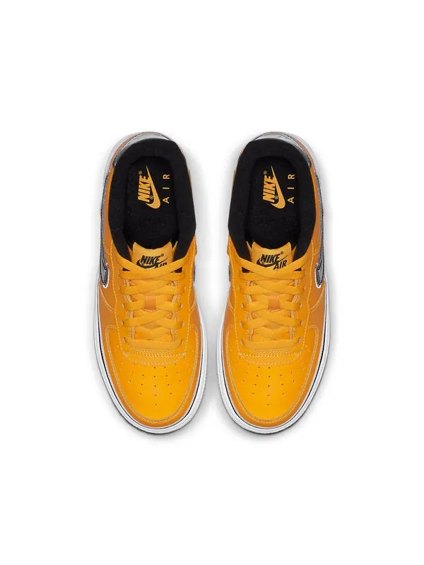 Кроссовки (GS) Nike Air Force 1 Low LV8 x NBA 'University Gold' — изображение 3 из 4, золотистый/белый-черный