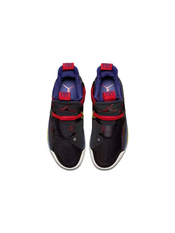 Кроссовки 33 Air Jordan — изображение 3 из 4, черный-серый