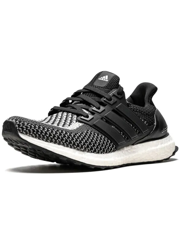 Кроссовки ultraboost 2.0 ограниченный Adidas — изображение 2 из 4, черный