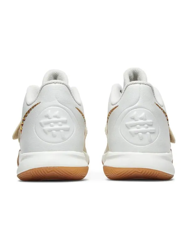 Кроссовки Nike Kyrie Flytrap 3 EP 'White Metallic Gold' — изображение 3 из 4, белый/золотистый