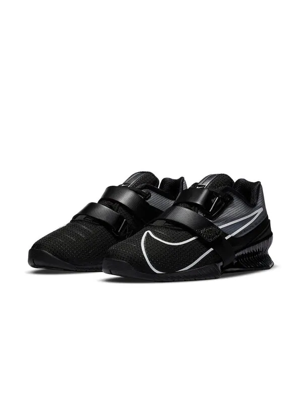 Кроссовки ромалеос 4 Nike — изображение 3 из 4, черный/белый