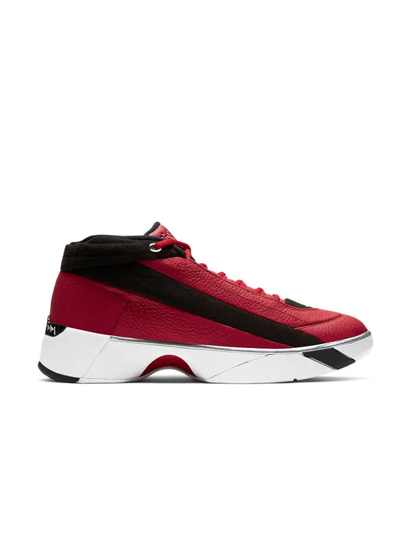 Демонстрация команды по производству кроссовок Air Jordan — изображение 2 из 4, черный/красный/белый