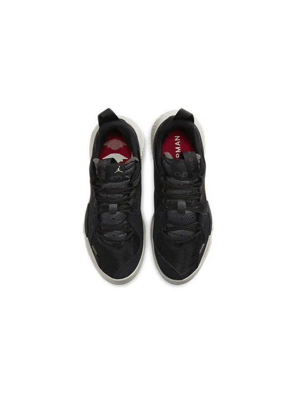 Кроссовки delta sp Air Jordan — изображение 4 из 4, черный/белый