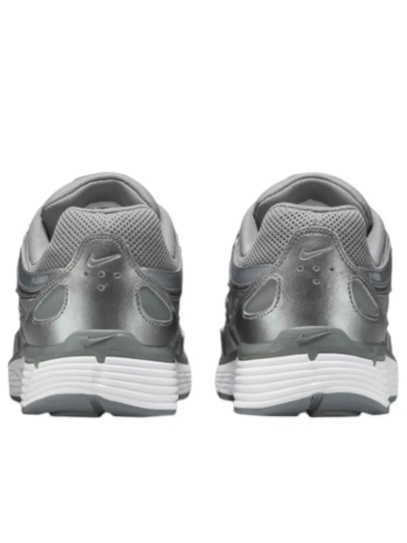 Кроссовки Nike P-6000 'Metallic Cool Grey' — изображение 3 из 5, серый