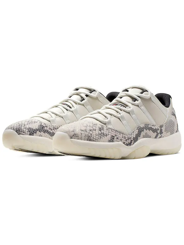 Кроссовки 11 ретро низкие Air Jordan — изображение 3 из 4, светлый/красный--черный