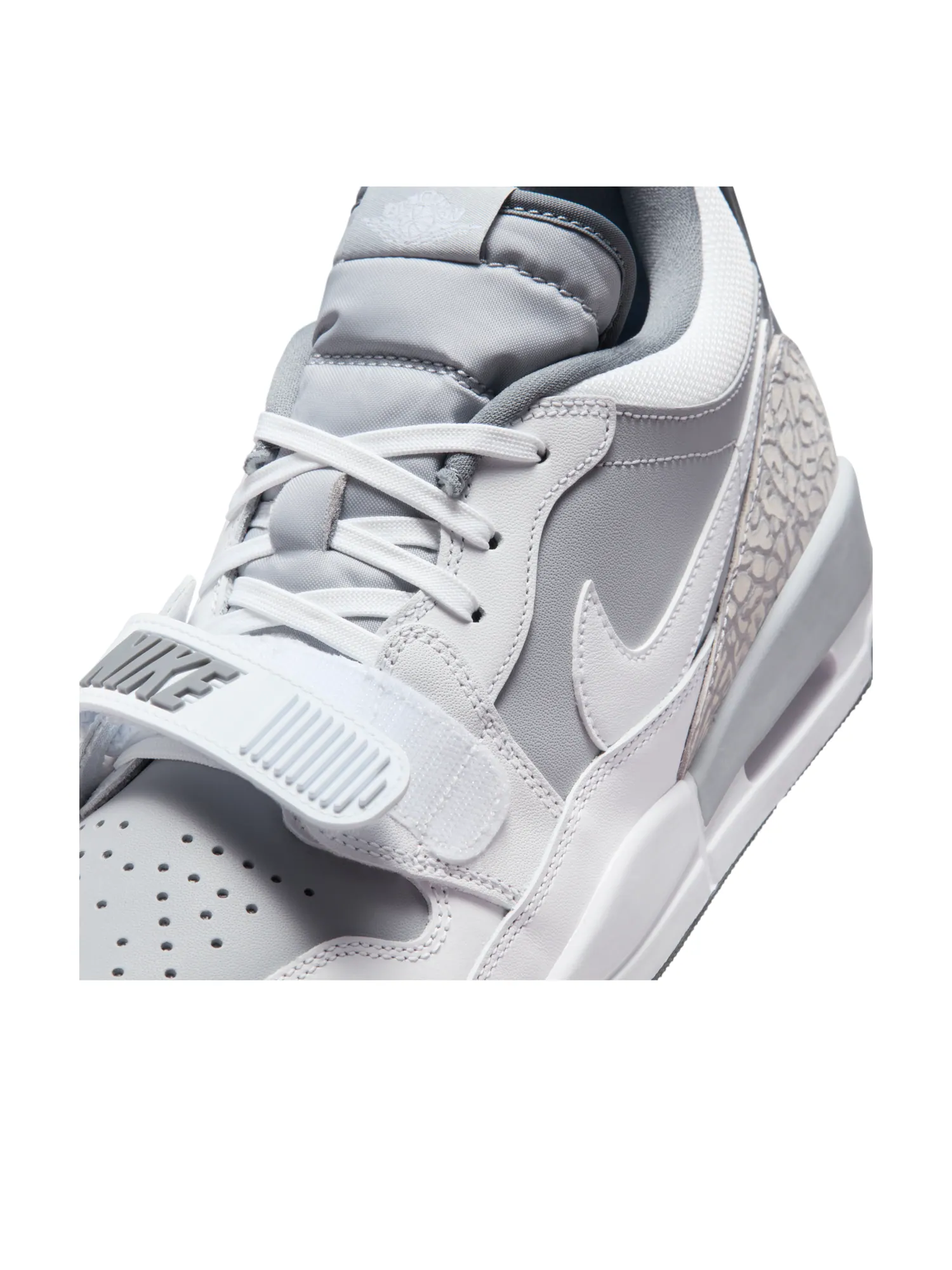 Air Jordan Legacy 312 Low 'White Grey' — изображение 5 из 7, белый/серый